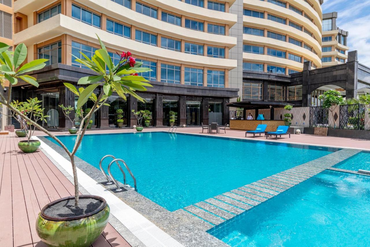 Grand Mercure Yangon Golden Empire Exteriér fotografie