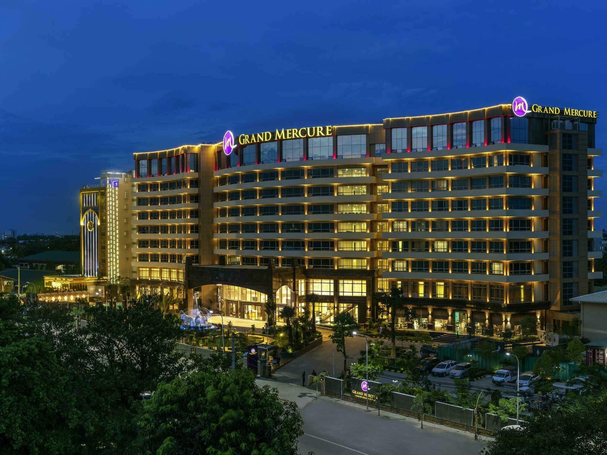 Grand Mercure Yangon Golden Empire Exteriér fotografie